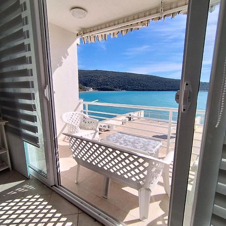 Seaside Apartment Kruce ウルツィニ エクステリア 写真