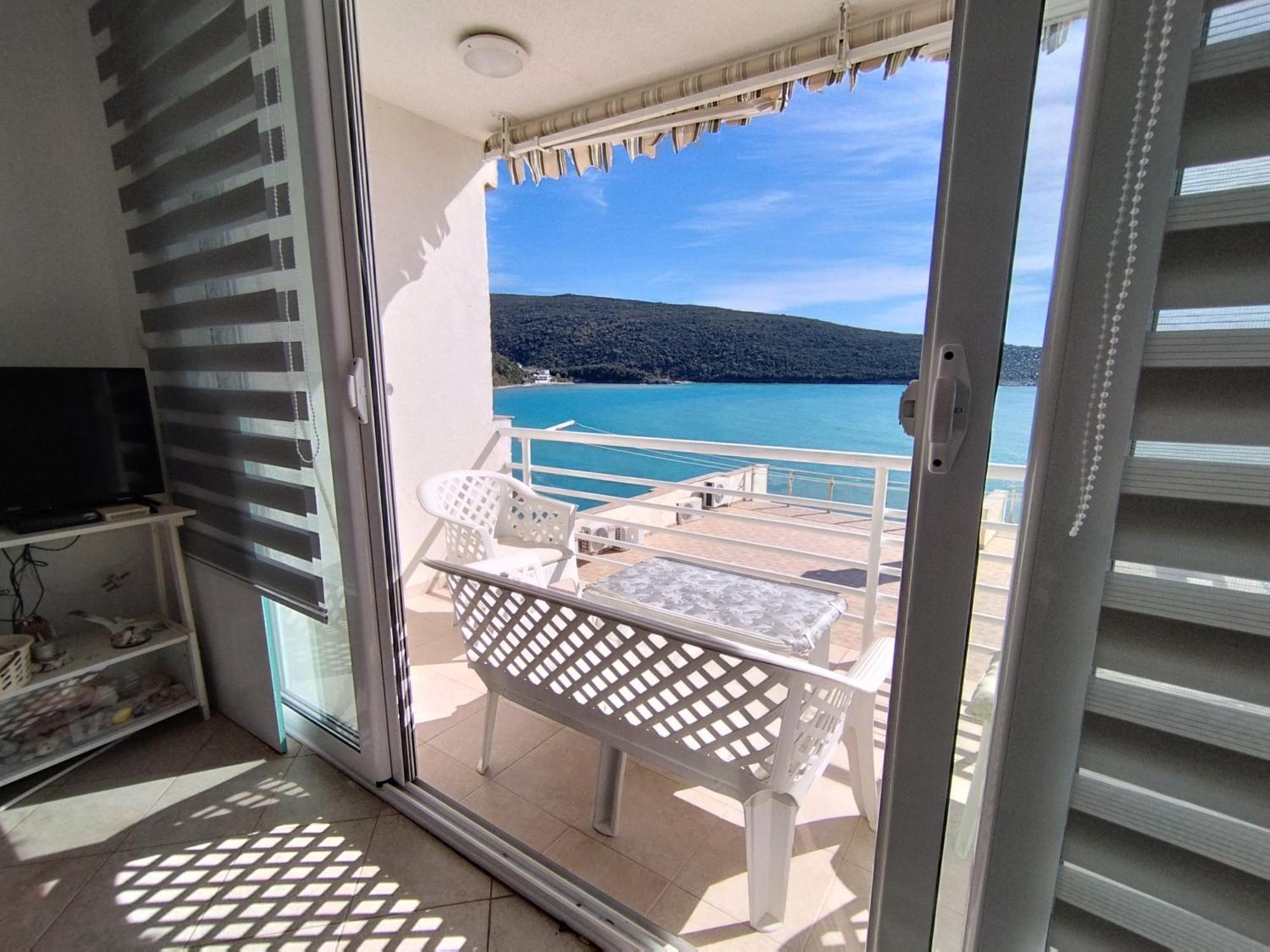 Seaside Apartment Kruce ウルツィニ エクステリア 写真