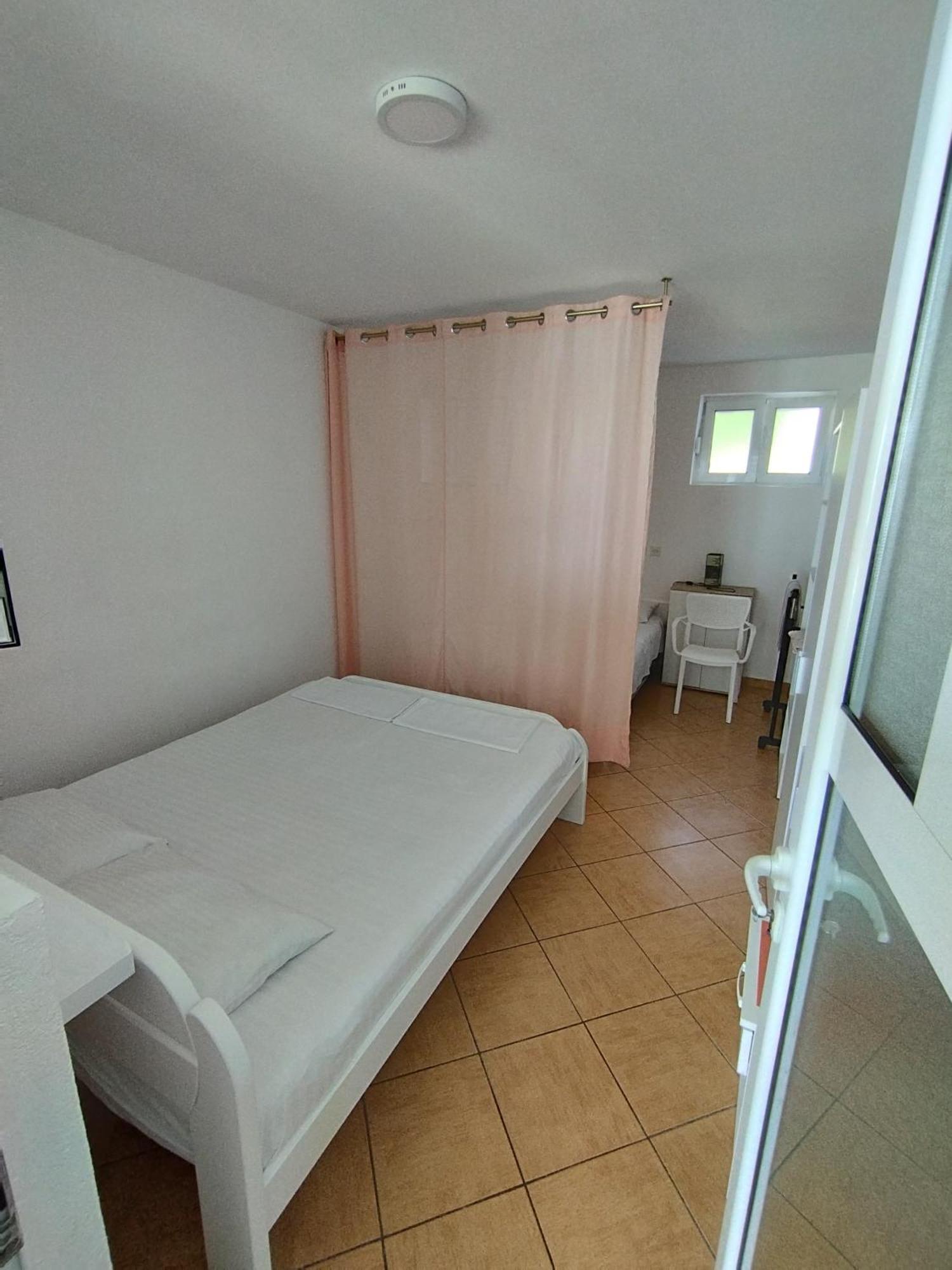Seaside Apartment Kruce ウルツィニ エクステリア 写真